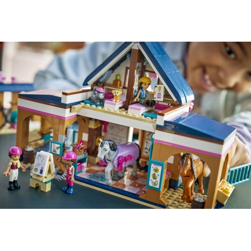 LEGO Friends Στάβλος Αλόγων και Σχολή Ιππασίας 42688 42688 5702018060414