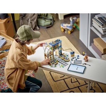 LEGO City central train station 60469 5702017822181