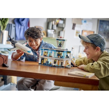 LEGO City Αεροδρόμιο με Αεροπλάνο  60502 5702018056929