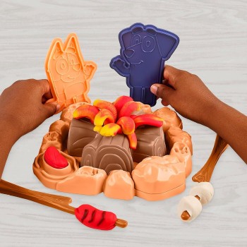 Hasbro Play-doh Bluey Goes Camping Playset With Campfire Themed Tools G0229 5010996266088