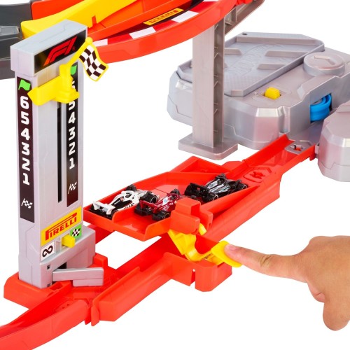 Mattel Hot Wheels Racing Formula 1 Downhill Circuit Race With 3 F1 Die-cast Toy Cars in 1:64 Scale JMC90 194735374106