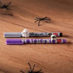 Legami Set of 2 Gel Pens With Decorative Animal Charm - Lovely Friends - Spooky Pa CPPSET3 | Toys-shop.gr