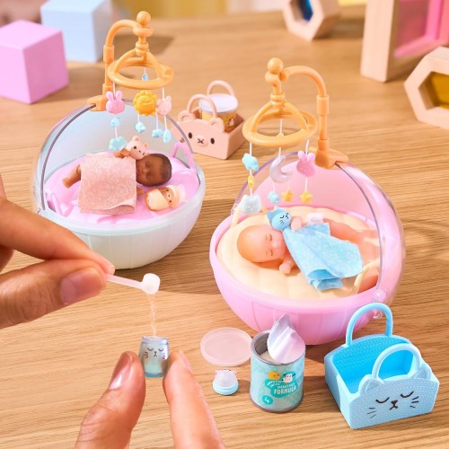MGA Entertainment Mgas Miniverse Make It Mini Real Baby Nurture - Blind Packaging, Baby Care Themed Mini Collectibles, 8 Styles 