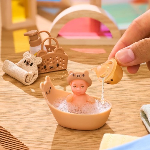 MGA Entertainment Mgas Miniverse Make It Mini Real Baby Nurture - Blind Packaging, Baby Care Themed Mini Collectibles, 8 Styles 