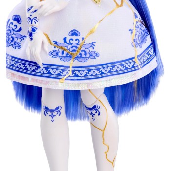 MGA Entertainment Project MMA Doll - V 255253 | Toys-shop.gr