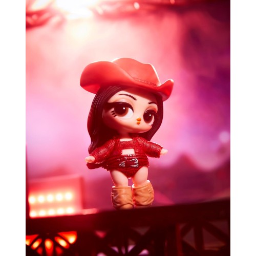 MGA Entertainment LOL Surprise OMG Music Festival Featuring Jennie - Fashion Doll With Collectible Poster, Inspired by Global Mu