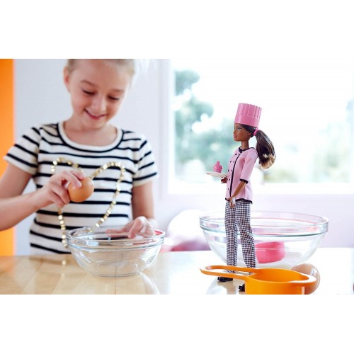 Mattel Ζαχαροπλάστης (Μικροκαμωμένη) DVF54 887961368055