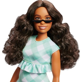 Mattel Barbie Fashionistas Doll 240 In Green Gingham Dress And Sunglasses, Wavy Dark Brown Hair FBR37 / HYT96 | Toys-shop.gr