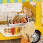 Epoch The Sylvanian Families - Hot Dog Van 5240 5054131052402