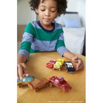 Mattel Disney/Pixar Cars 3 Crazy 8 Vehicles, Faregame DYB03 / DYB09 887961407136