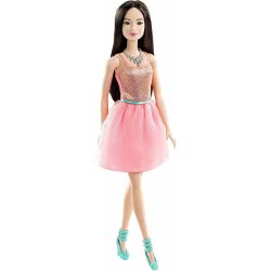 Mattel Barbie Modern Dress With Accessories, Brunnette Doll T7580 / DGX83 887961204896