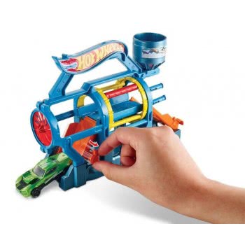 Mattel Hot Wheels Turbo Jet Car Wash Playset Fold Out DWK99 / DWL00 887961384116