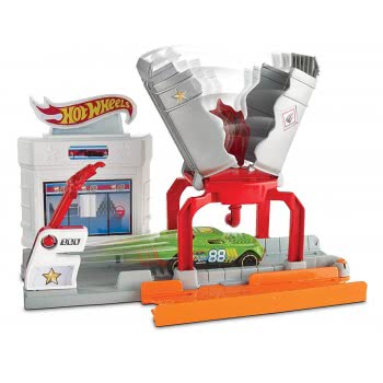 Mattel Hot Wheels Blaze Blast Playset Fold Out DWK99 / DWL01 887961384123