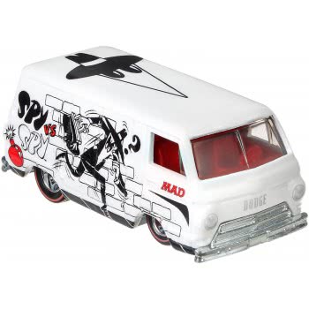Mattel Hot Wheels Pop Culture Mad Spy Vs Spy DLB45 / DWH37 887961381627