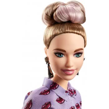 Mattel Barbie Fashionistas Lavendar Kiss Curvy Doll FBR37 / FJF40 887961534870