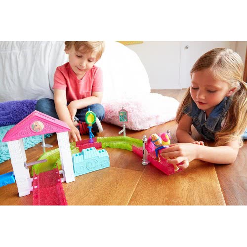 Mattel Barbie On The Go - Βολτίτσες Κουκλίτσες, Πόνυ Και Στάβλος FHV66 887961529739