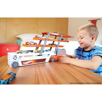 Mattel Hot Wheels Mega Hauler FTF68 887961642957