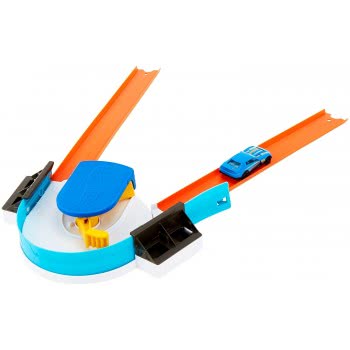 Mattel Hot Wheels Track Builder Basic Truck Race With Vehicle Custom Turn Kicker DNH84 / FRG95 887961607826
