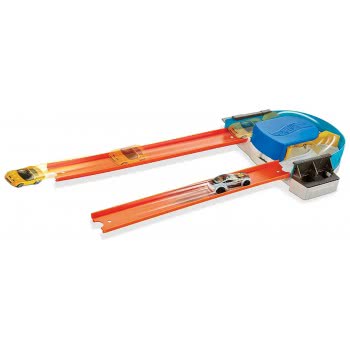 Mattel Hot Wheels Track Builder Basic Truck Race With Vehicle Custom Turn Kicker DNH84 / FRG95 887961607826
