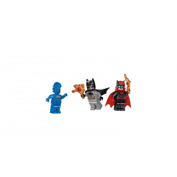 LEGO Super Heroes Batman: Brother Eye Takedown 76111 5702016109023