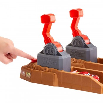 Mattel Disney Pixar Cars Xrs Mud Racing Crash Challenge Playset FYN85 887961707595
